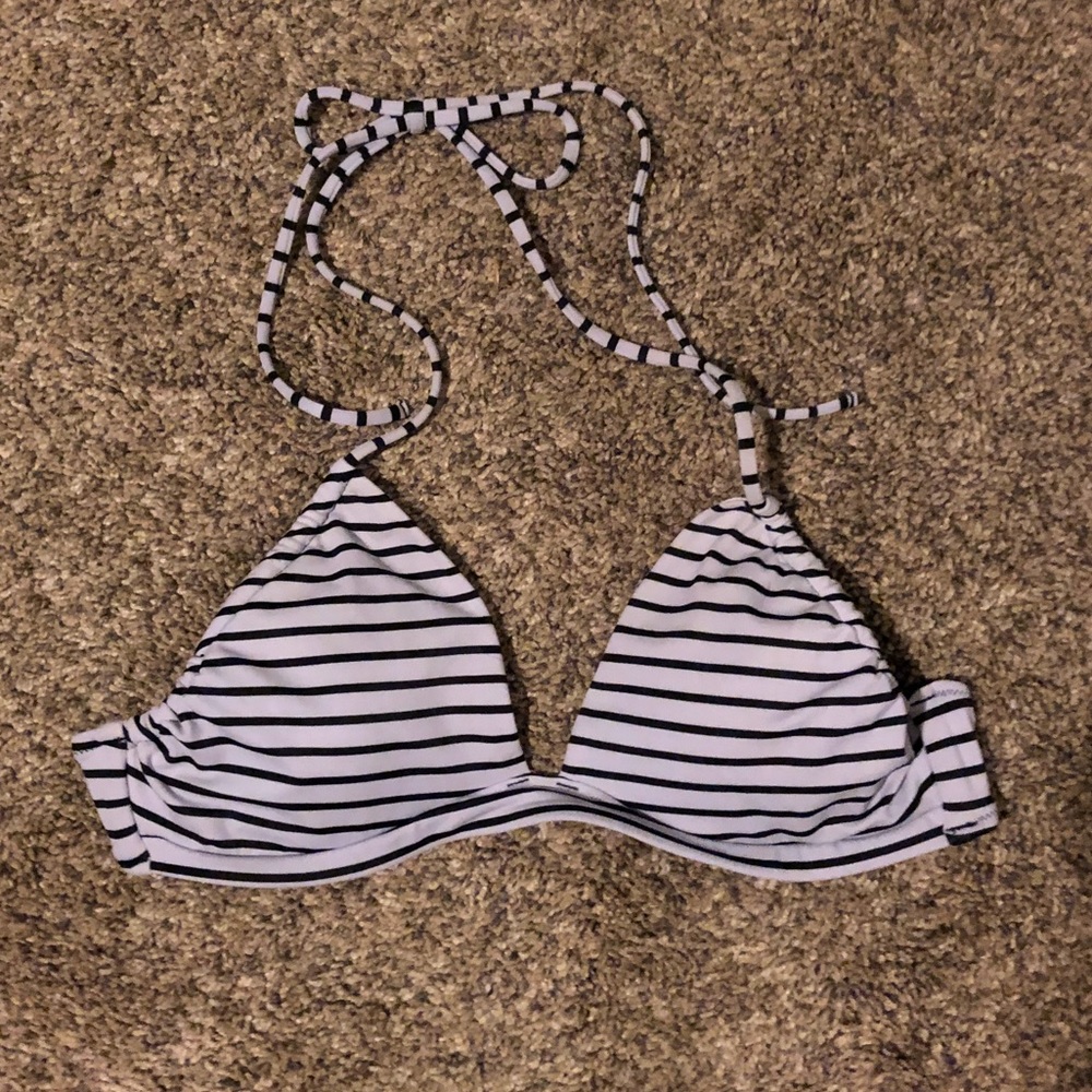 **BUNDLE SALE** Victoria’s Secret swimsuit